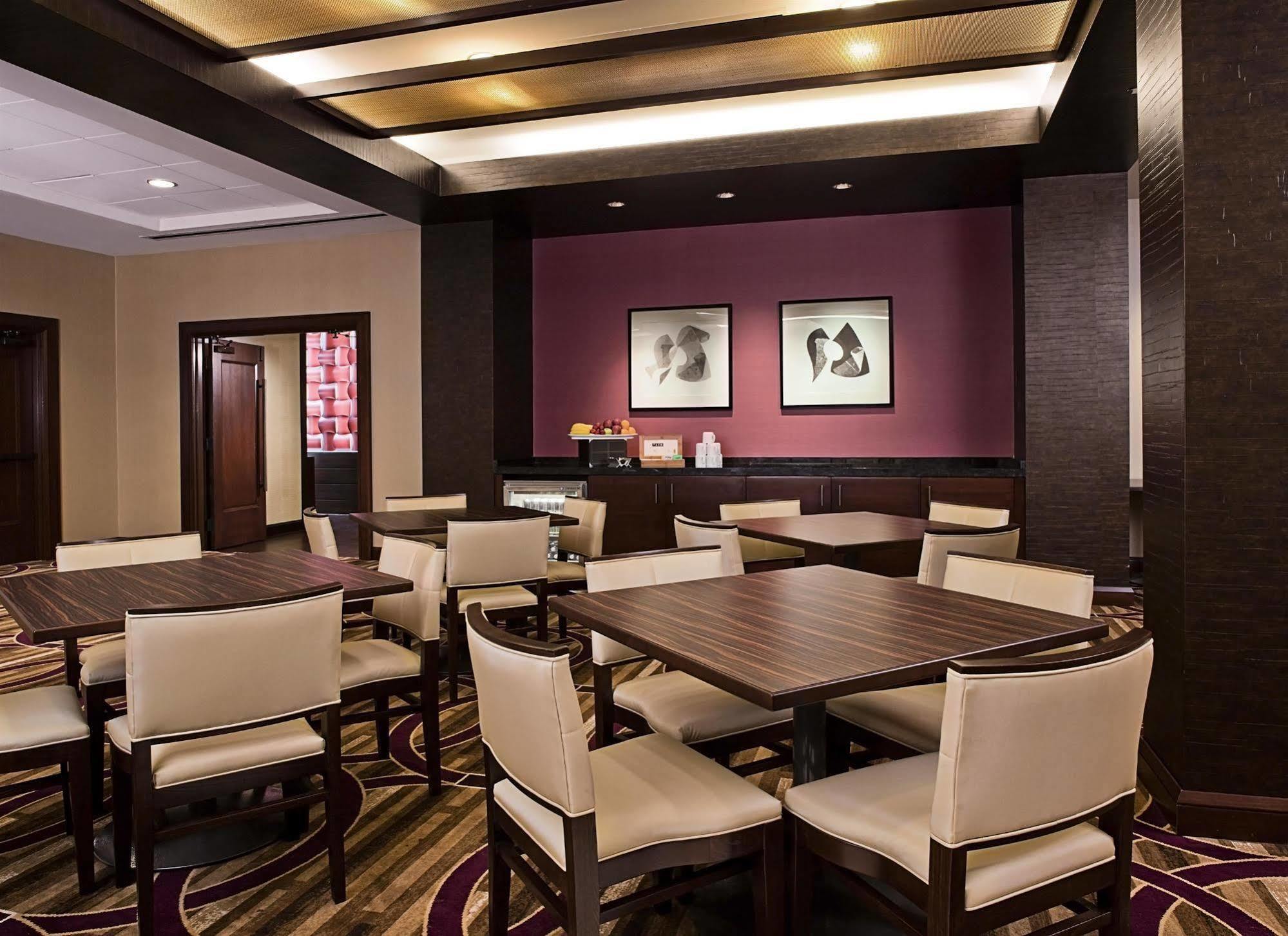 מלון Hilton Fairfax, Va מראה חיצוני תמונה